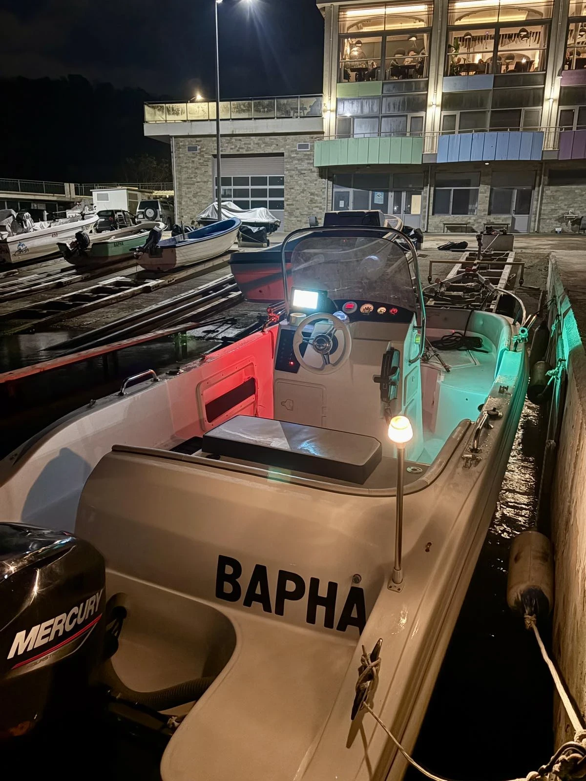 ����� 3D Craft Trimarci 19 | Mobile.bg � ����������� 16