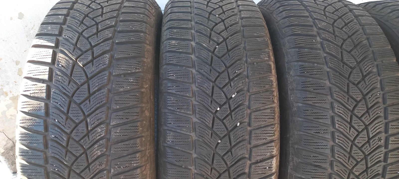 ���� 215/55R17 | Mobile.bg � ����������� 4