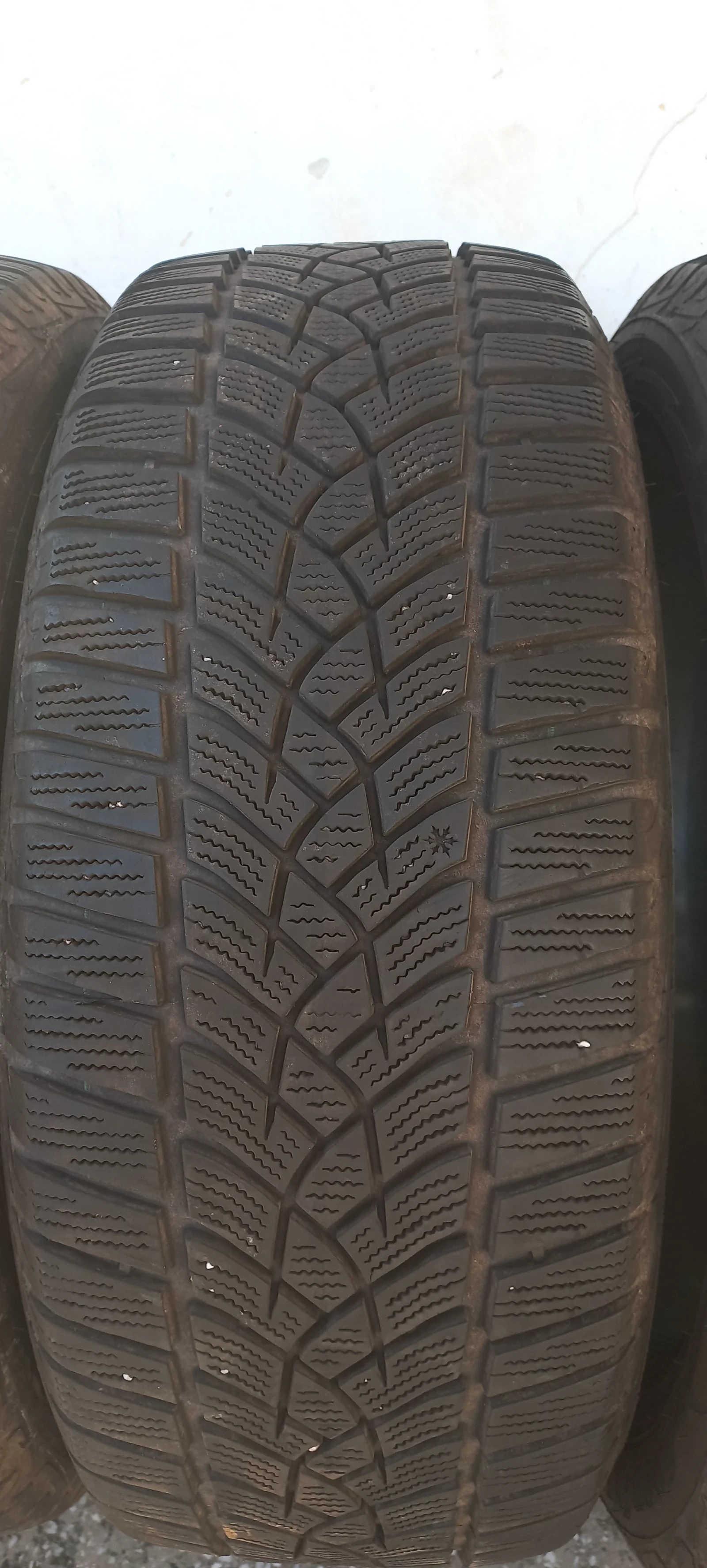 ���� 215/55R17 | Mobile.bg � ����������� 10
