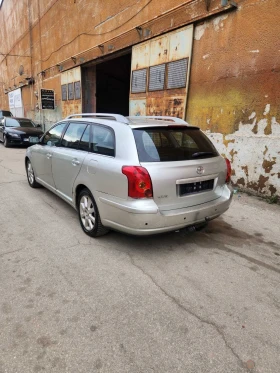 Toyota Avensis 2.0VvT-I T25, снимка 12