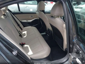 BMW 330 RWD, снимка 8