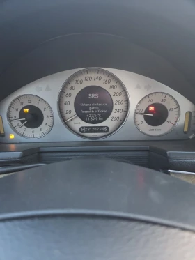 Mercedes-Benz E 270 2.7CDI, снимка 15