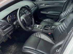 Chrysler 300c АВТОКРЕДИТ, снимка 9