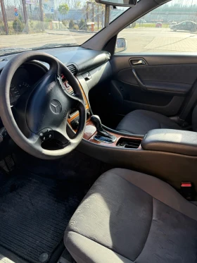 Mercedes-Benz C 200, снимка 7