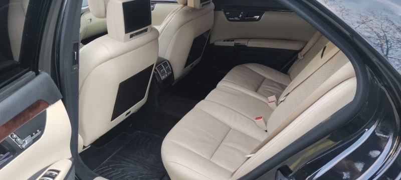 Mercedes-Benz S 500, снимка 11 - Автомобили и джипове - 44550331