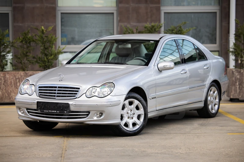 Mercedes-Benz C 200 Kompressor, снимка 1 - Автомобили и джипове - 48342383