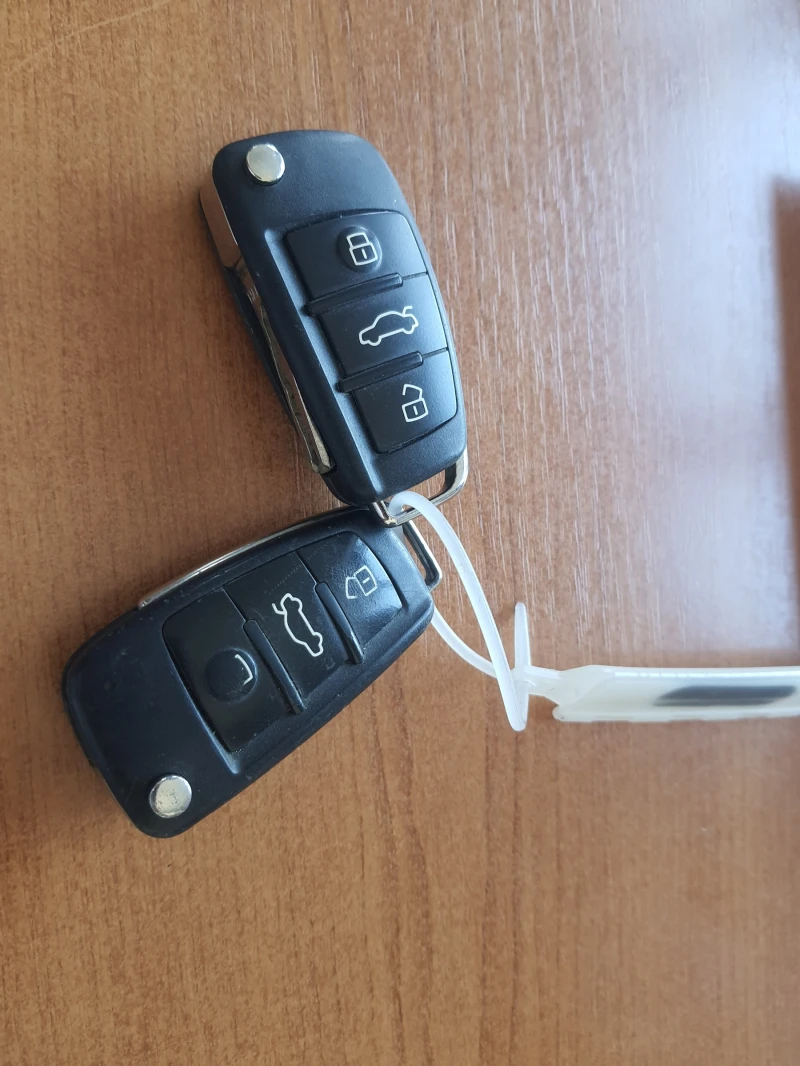 Audi A4 1.9TDI, снимка 6 - Автомобили и джипове - 50799056