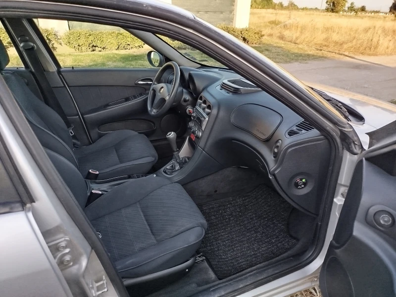 Alfa Romeo 156, снимка 10 - Автомобили и джипове - 51375344