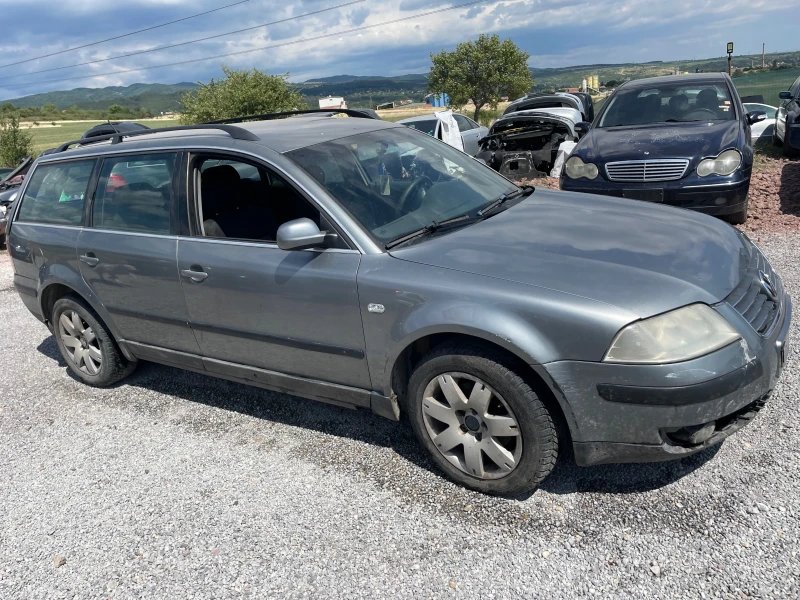 VW Passat 1.9 ТДИ 131 , снимка 3 - Автомобили и джипове - 50978344