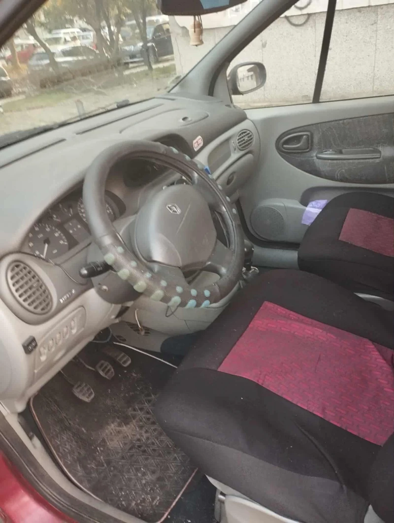 Renault Scenic 2, снимка 6 - Автомобили и джипове - 52166299