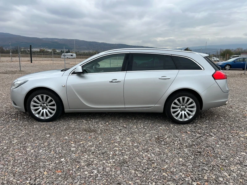Opel Insignia 2.0 T 4x4, снимка 2 - Автомобили и джипове - 52316749