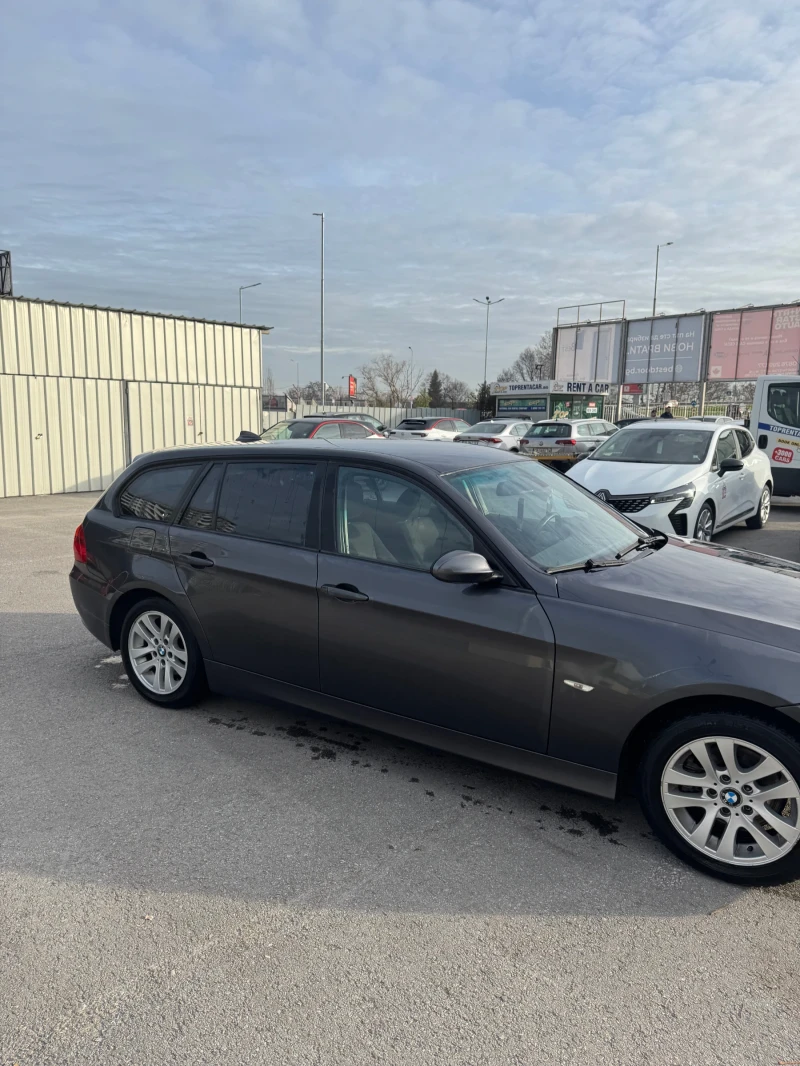 BMW 320, снимка 2 - Автомобили и джипове - 52732354