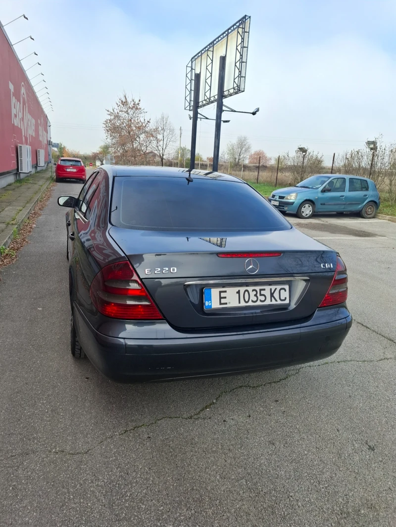 Mercedes-Benz E 220 2.2 150hp, снимка 6 - Автомобили и джипове - 53264006