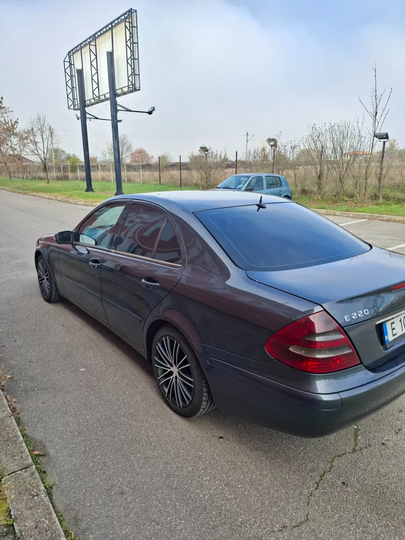 Mercedes-Benz E 220 2.2 150hp, снимка 2 - Автомобили и джипове - 53264006