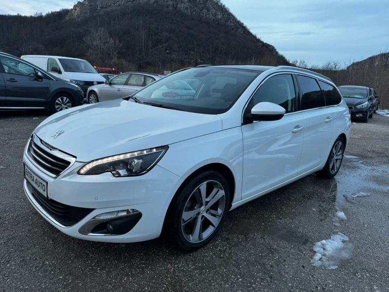 Peugeot 308 1.2 e-THP, ALLURE, АВТОМАТ, НАВИГАЦИЯ, КАМЕРА