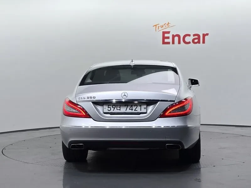 Mercedes-Benz CLS  - изображение 4