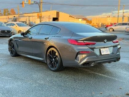 BMW 850  M* SOFT CLOSE* SMART KEY* ОБДУХВАНЕ* 360, снимка 5 - Автомобили и джипове - 52678414