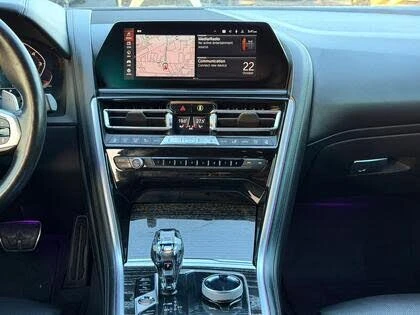 BMW 850  M* SOFT CLOSE* SMART KEY* ОБДУХВАНЕ* 360, снимка 14 - Автомобили и джипове - 52678414