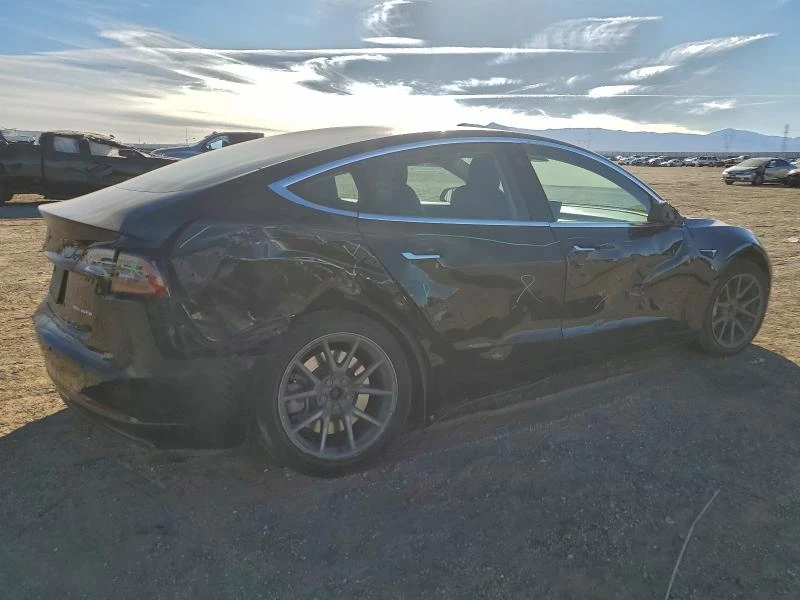 Tesla Model 3 All wheel drive - изображение 7