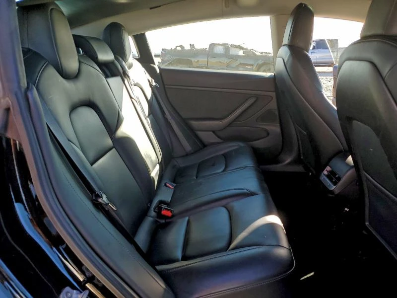 Tesla Model 3 All wheel drive - изображение 3