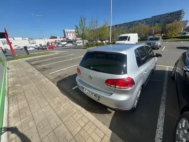 VW Golf 6, снимка 3 - Автомобили и джипове - 54324596