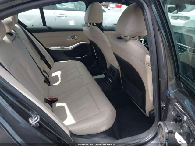 BMW 330 RWD, снимка 8 - Автомобили и джипове - 54370664