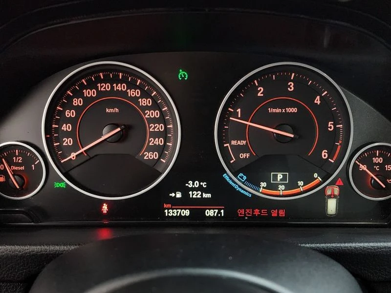 BMW 320 320d Touring M Performence| 190к.с.| ВКЛ.ТЕХНОТЕСТ, снимка 8 - Автомобили и джипове - 55277309