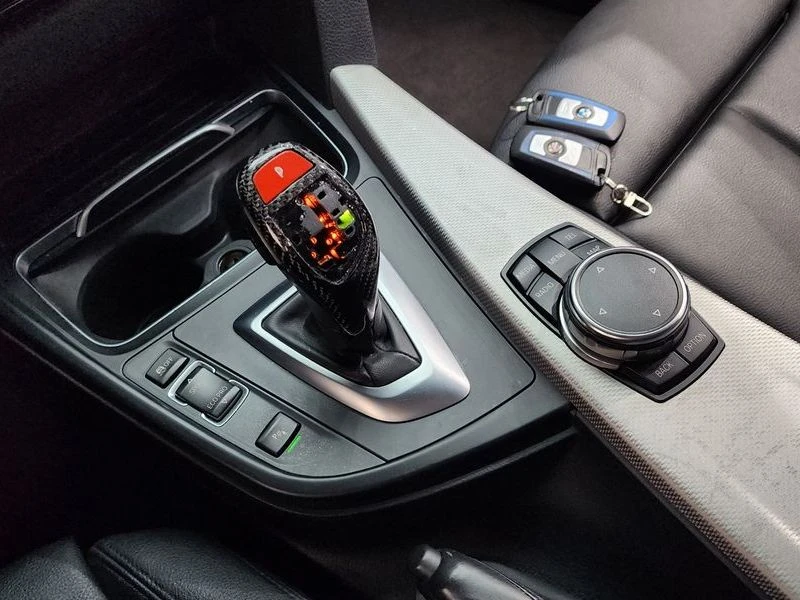 BMW 320 320d Touring M Performence| 190к.с.| ВКЛ.ТЕХНОТЕСТ, снимка 9 - Автомобили и джипове - 55277309