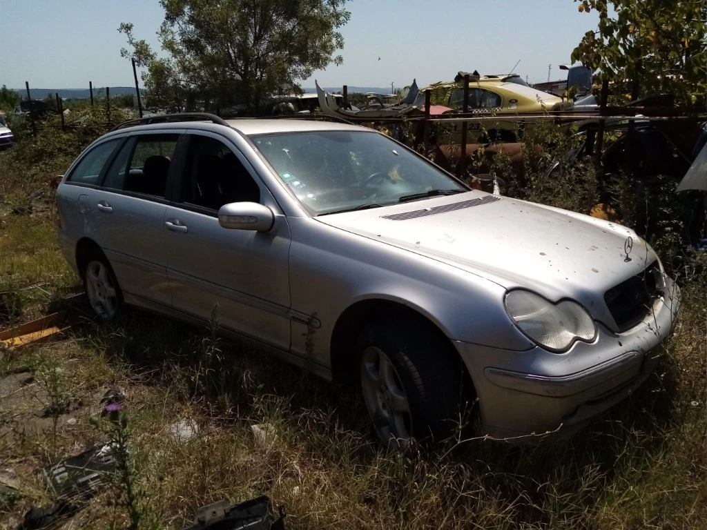 Mercedes-Benz C 220  3 броя  бензин и 2.2 CDI 2.7 cdi 200 компресор | Mobile.bg — изображение 12
