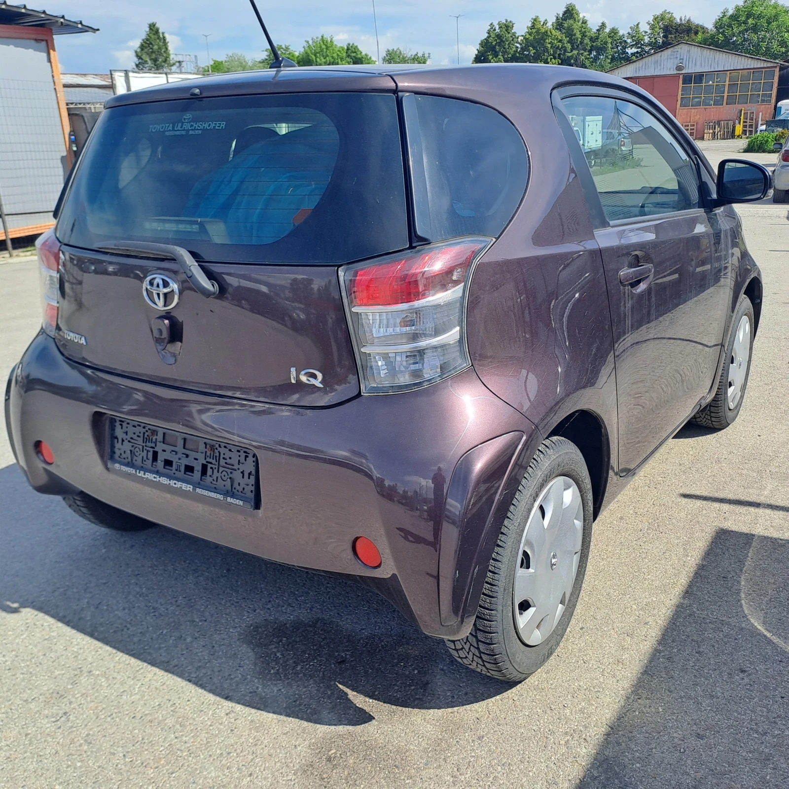 Toyota IQ 1.0VVT_68к.с. - изображение 9