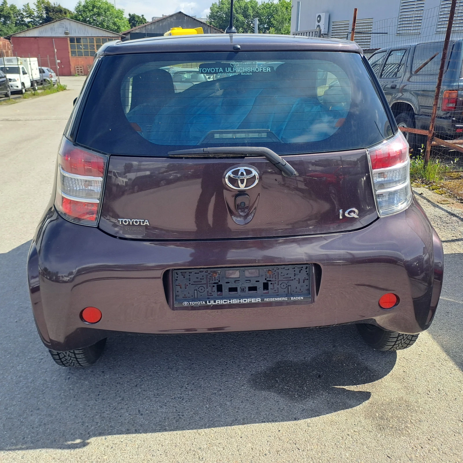 Toyota IQ 1.0VVT_68к.с. - изображение 10