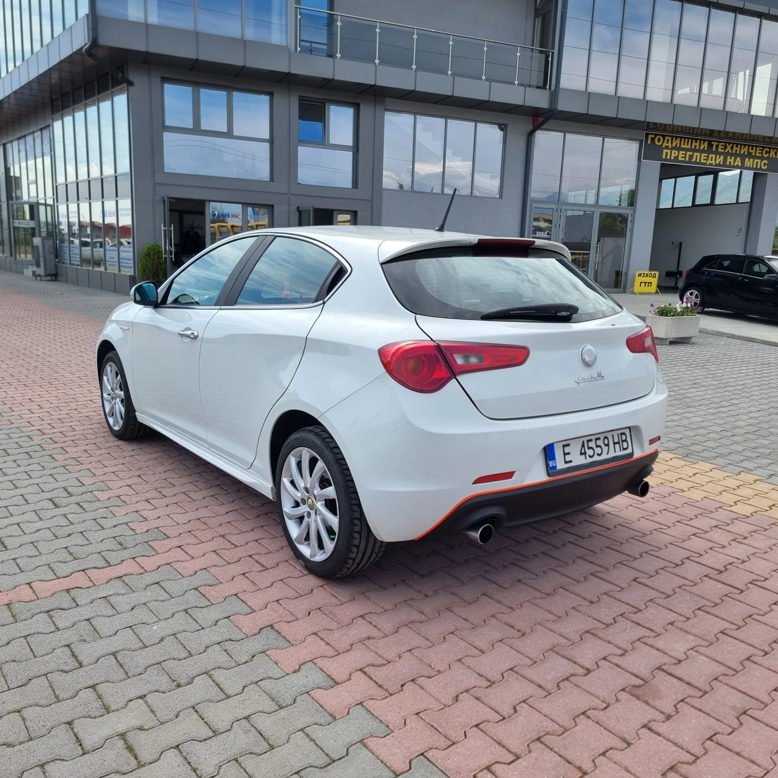 Alfa Romeo Giulietta 2.0  - изображение 3