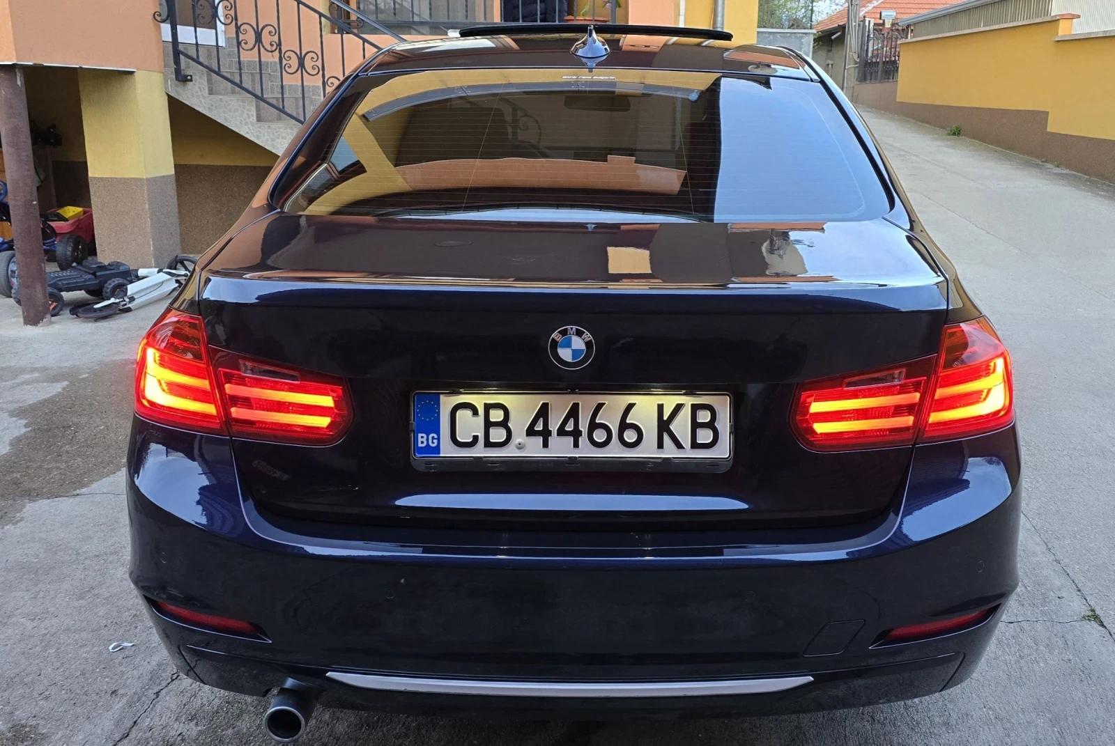 BMW 320 MODERN DESIGN  - изображение 3