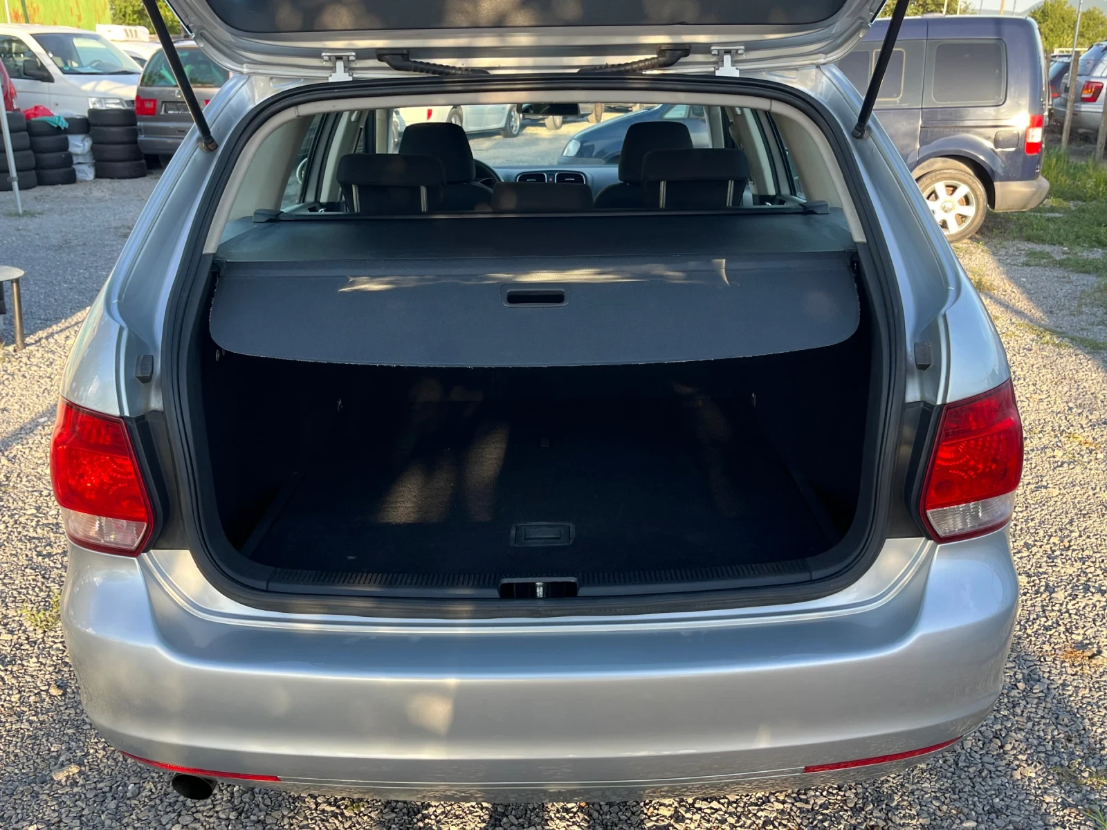 VW Golf \/l 1.6TDI STYLE  - изображение 7