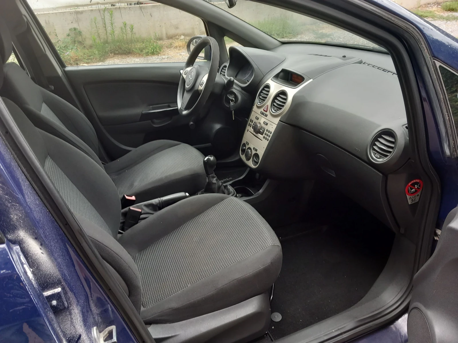 Opel Corsa 1.2i evro5 - изображение 9