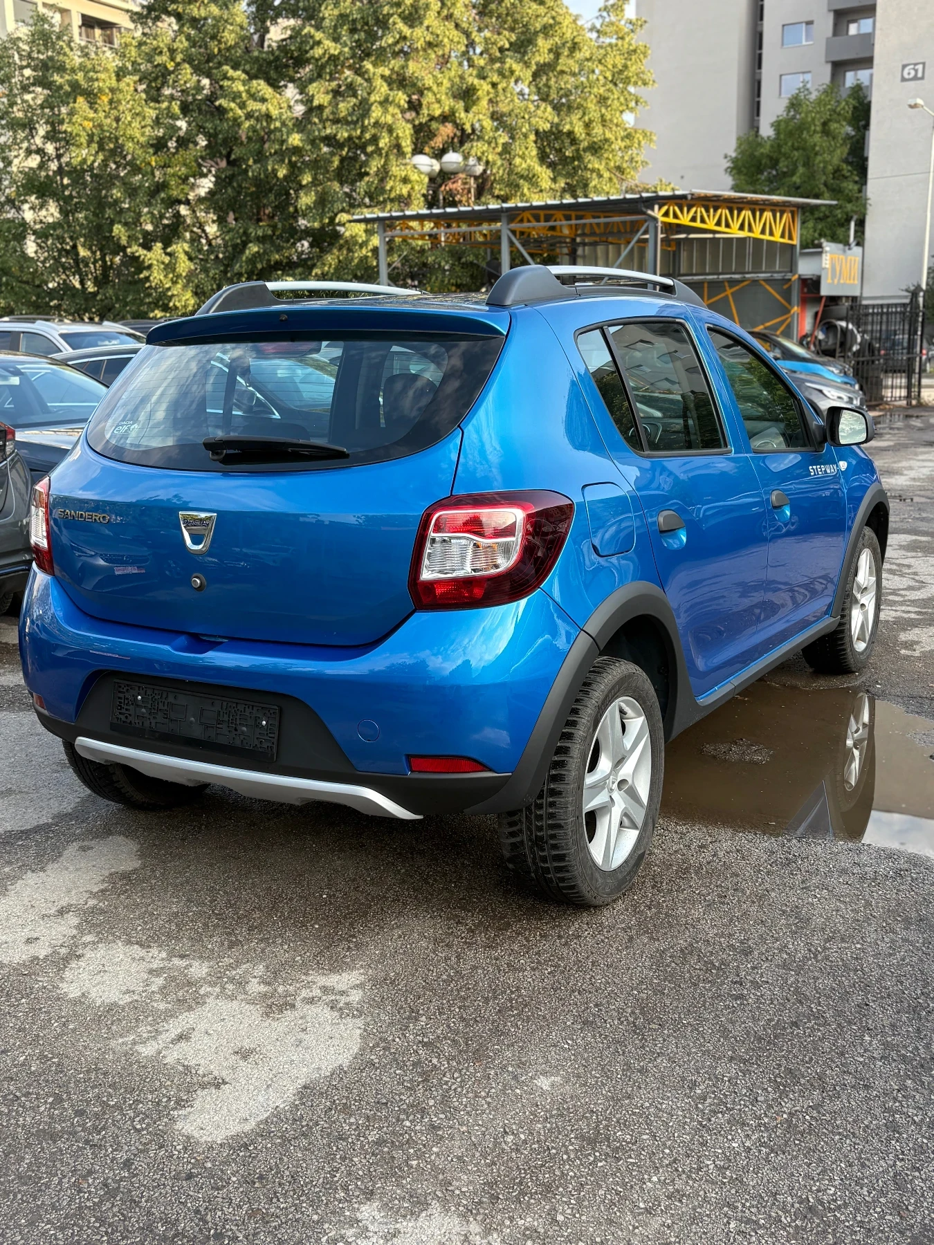 Dacia Sandero 0.9 stepway - изображение 6