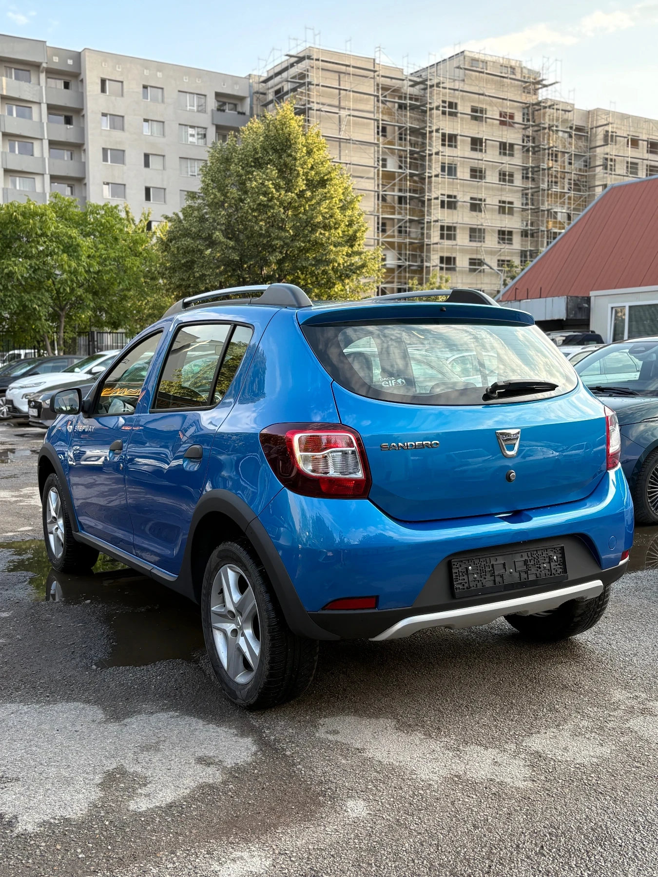 Dacia Sandero 0.9 stepway - изображение 4