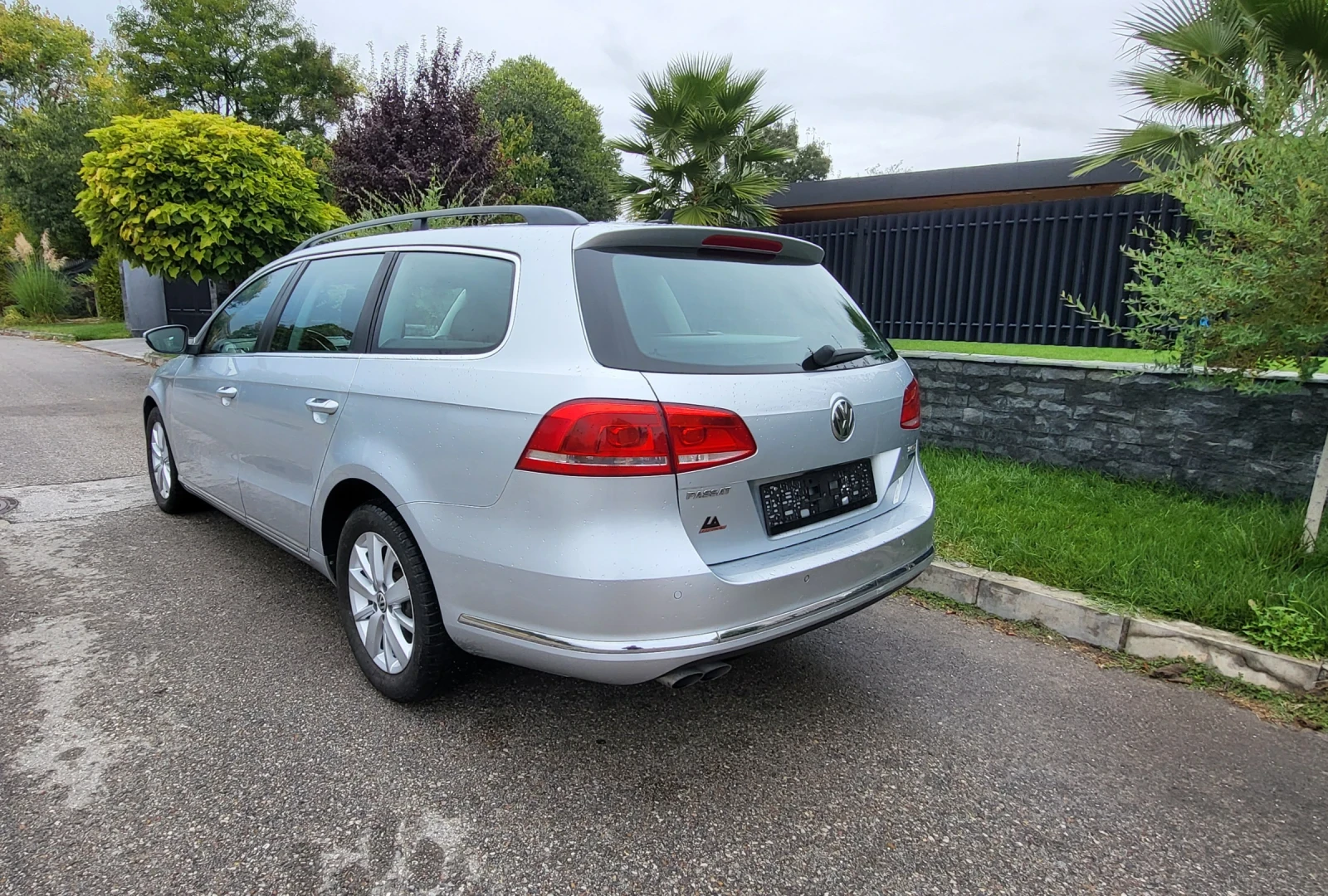 VW Passat B7  2.0 TDI  - изображение 8