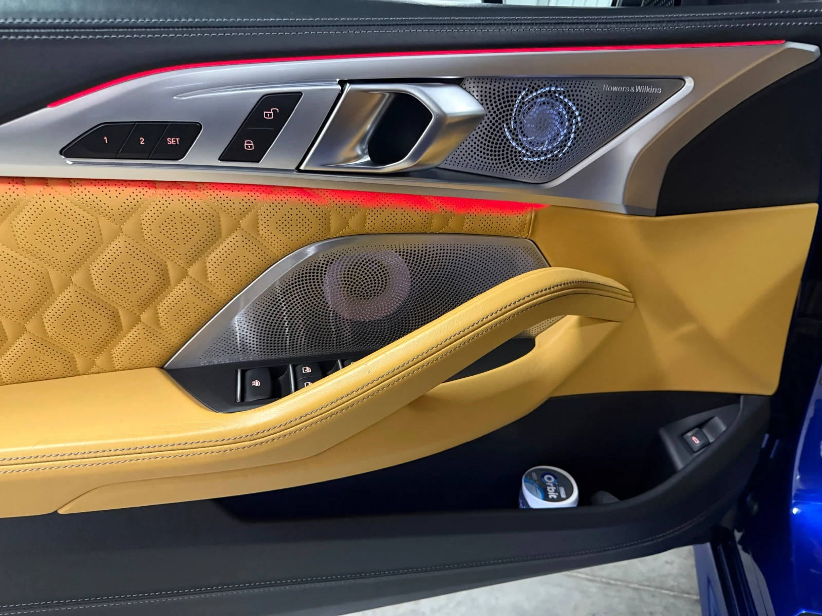 BMW M8 Competition Cabrio - 88 000 k    05.27 | Mobile.bg   14