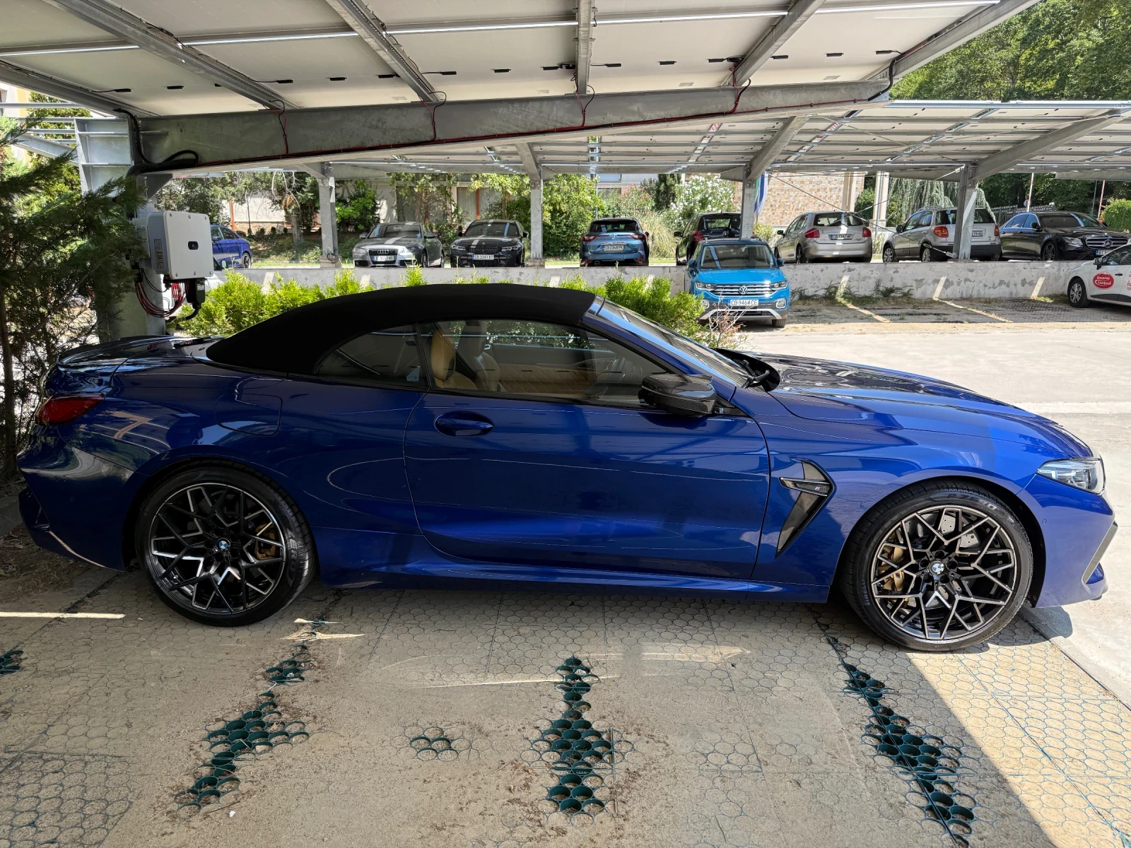 BMW M8 Competition Cabrio - 88 000 kм в гаранция до 05.27 - изображение 4