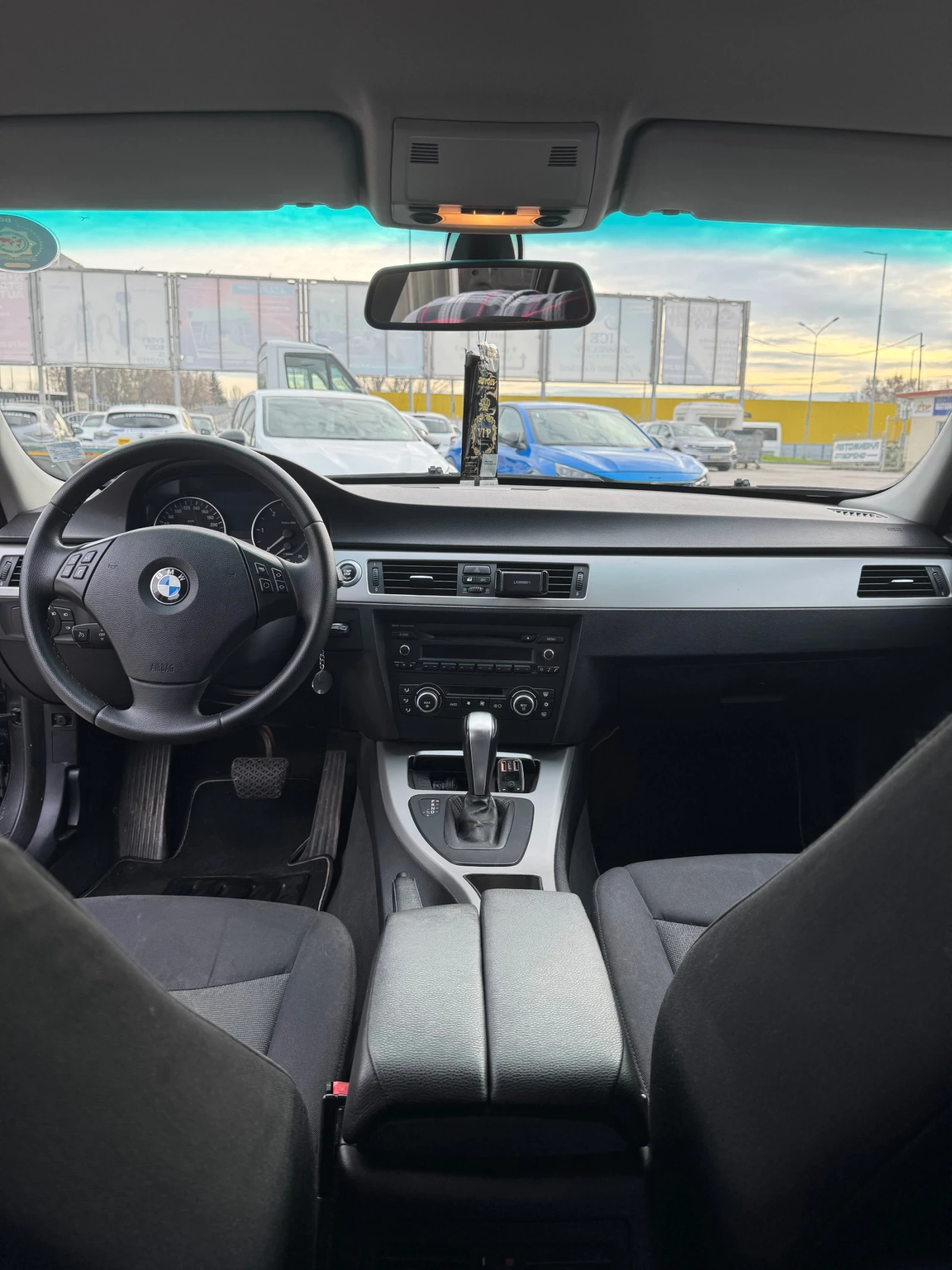 BMW 320  - изображение 6