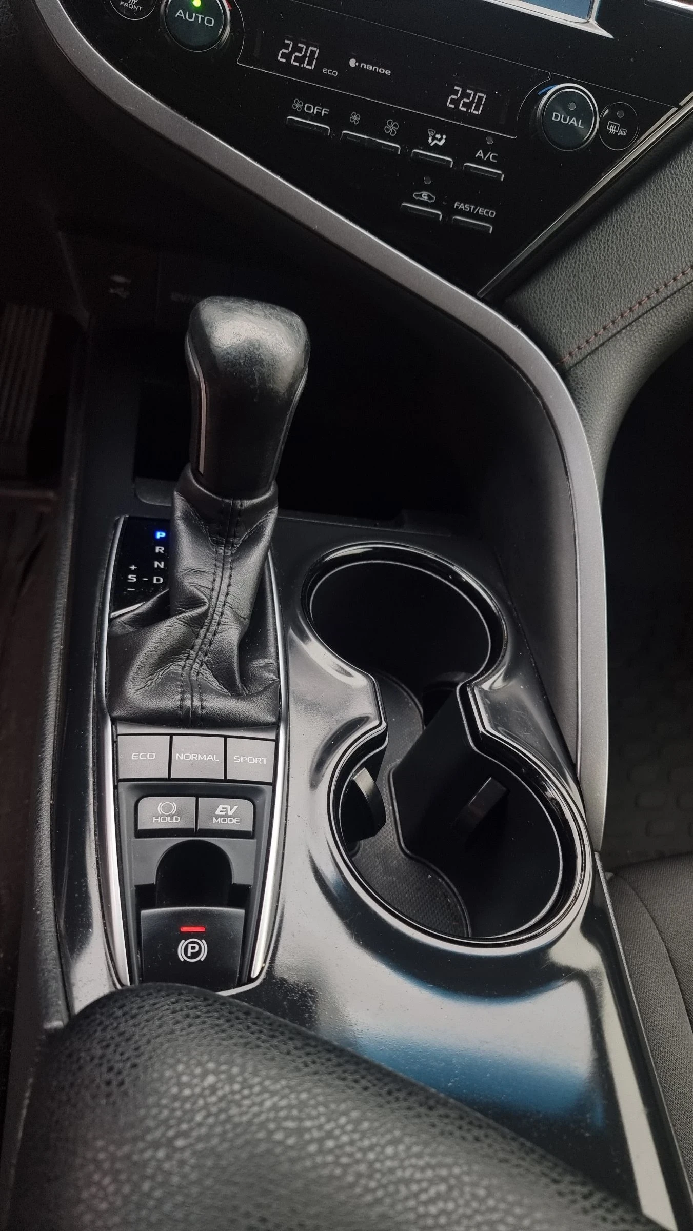 Toyota Camry | Mobile.bg � ����������� 13