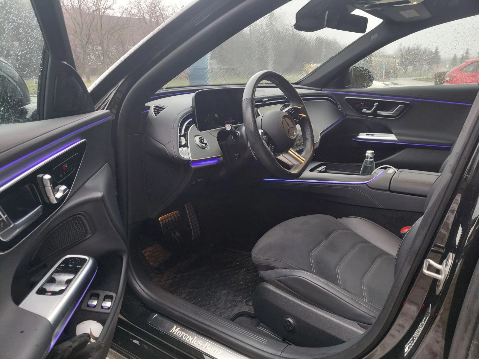 Mercedes-Benz E 300 E 300e 4MATIC - изображение 7