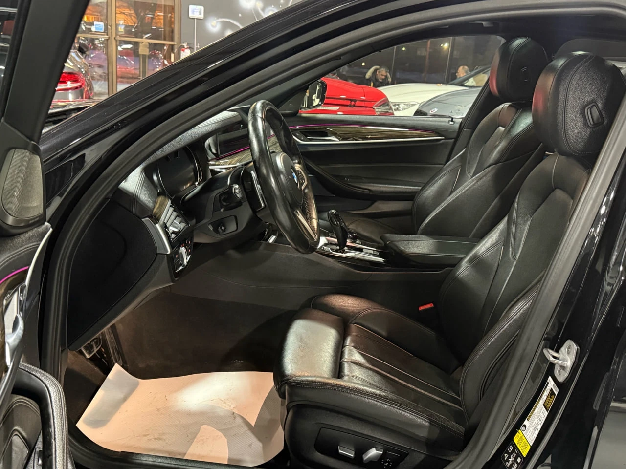 BMW 540 * АВТО КРЕДИТ* ЦЕНА ДО БГ * Сервизна история *  - изображение 7