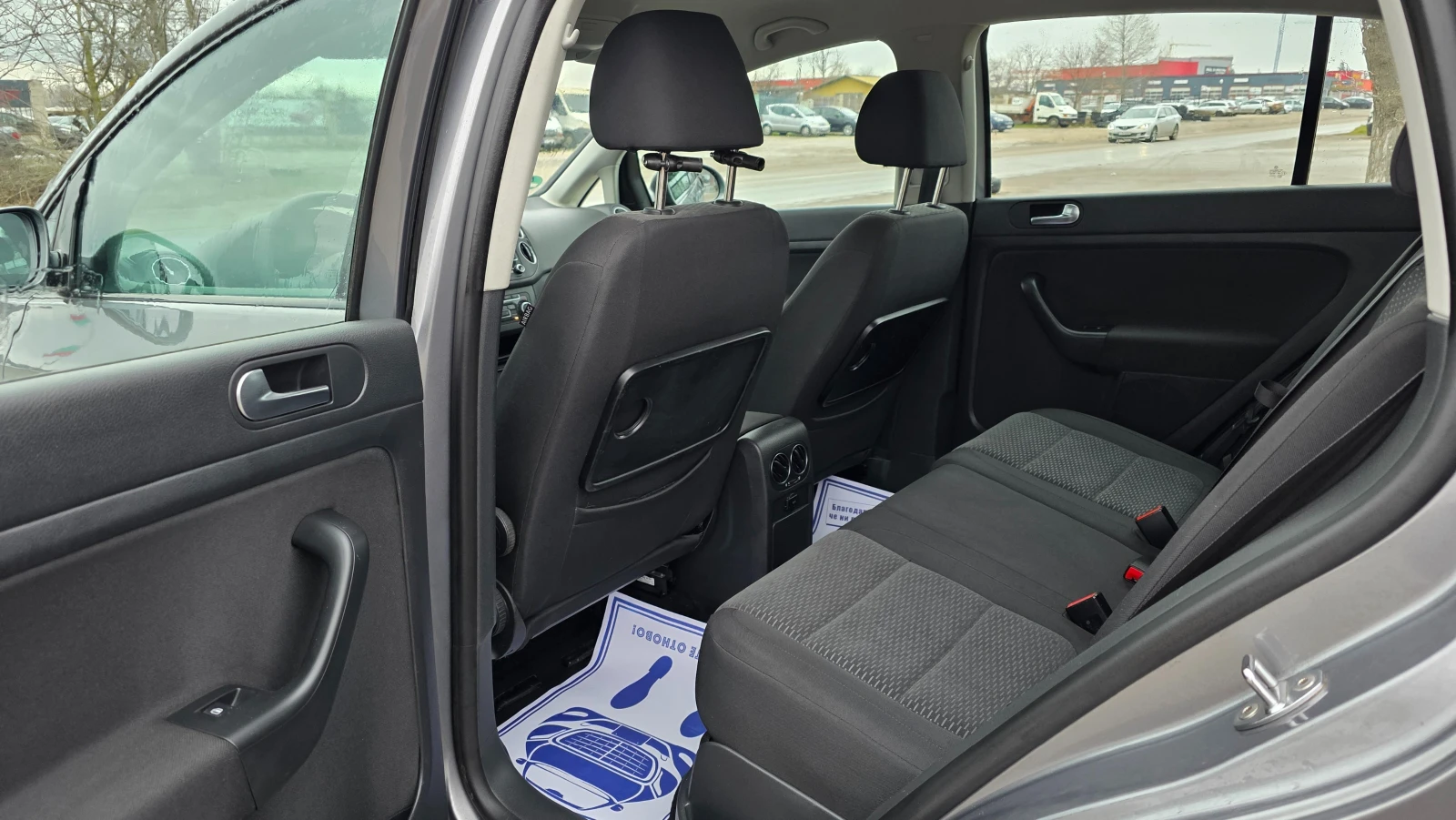 VW Golf Plus 1.6i/102hp/NAVI - изображение 8