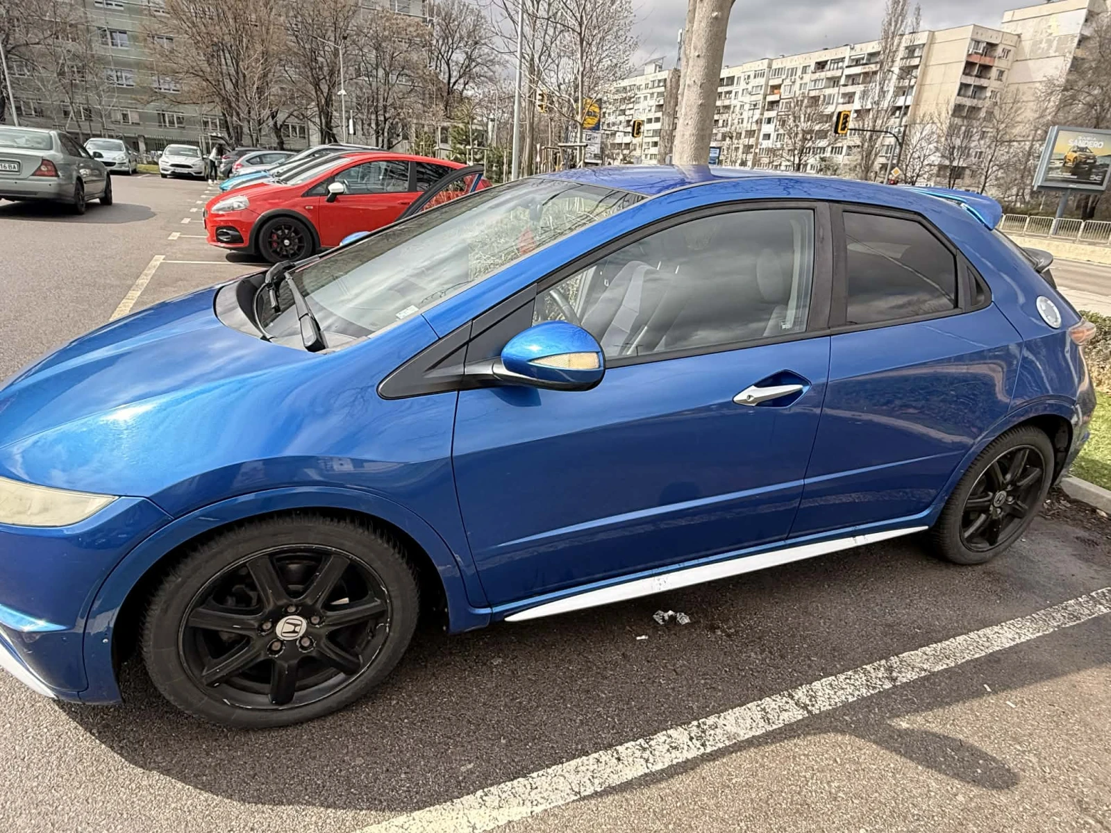 Honda Civic 2.2 i-CTDi 2008г., снимка 3 - Автомобили и джипове - 54008558