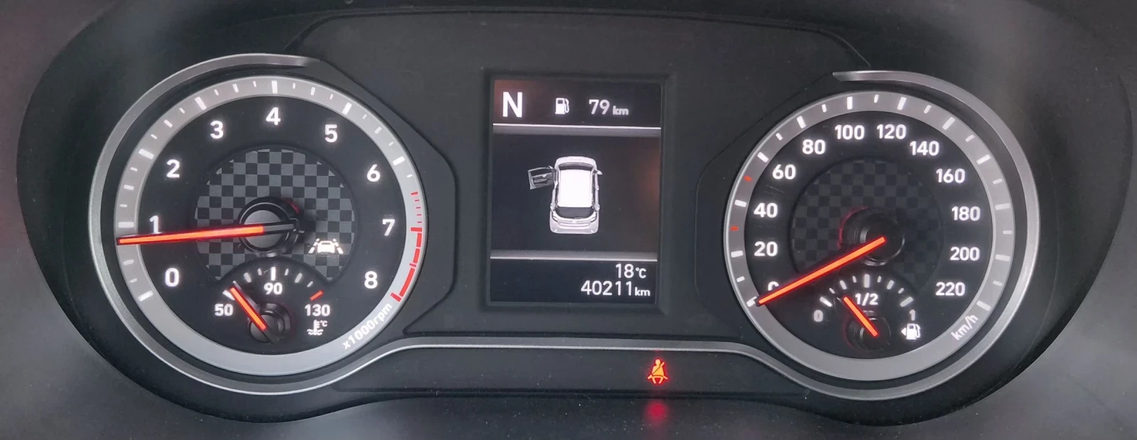 Hyundai I10 AUTOMAT,  40211km, снимка 15 - Автомобили и джипове - 54131640