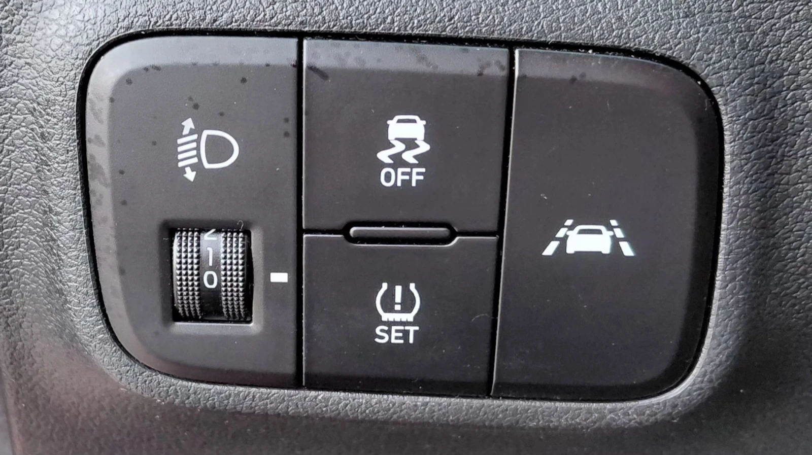 Hyundai I10 AUTOMAT,  40211km, снимка 13 - Автомобили и джипове - 54131640