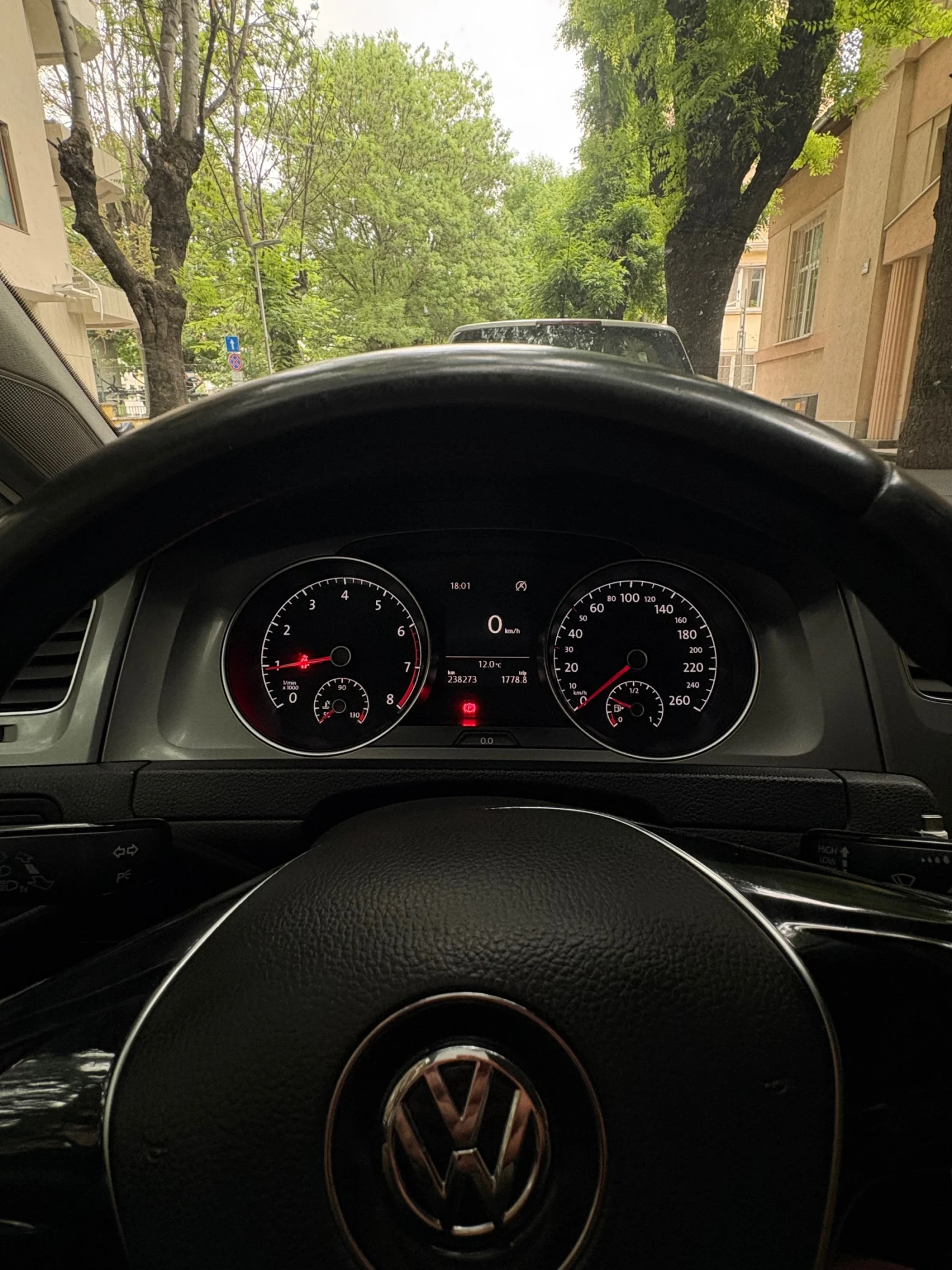 VW Golf BlueMotion, снимка 11 - Автомобили и джипове - 54584280
