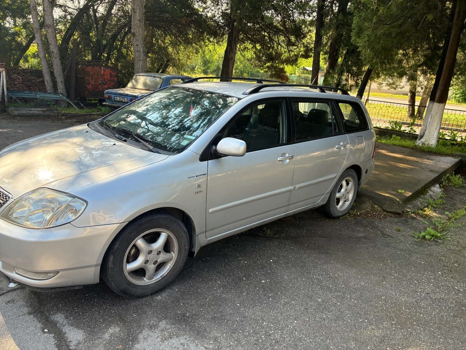 Toyota Corolla 1.4 97 кс., снимка 4 - Автомобили и джипове - 54657415